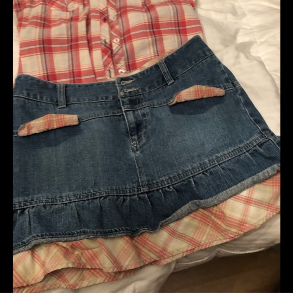 Denim ruffle mini skirt size 5